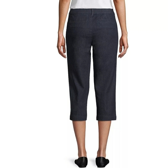 St. John's Bay Secretly Slender Mid Rise Capris size 16P New with tags! - Picture 2 of 6